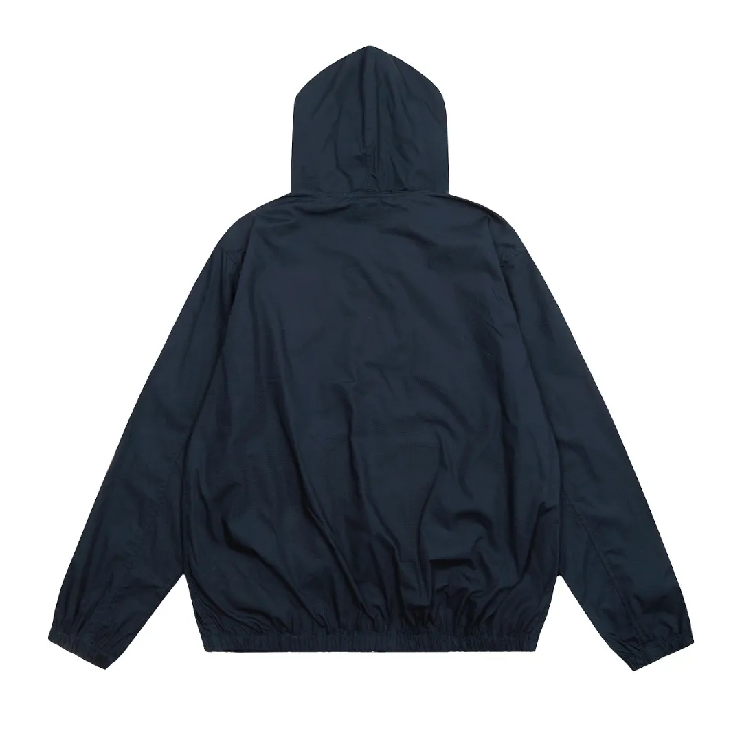 P290 Top quality" Style number: 8097# [Ralph Lauren Basic Classic Thin Couple Jacket Windbreaker Hooded Jacket] ✅Ralph Lauren Ralph Lauren Spring and Autumn Lightweight Thin Unisex Couple Hooded Jacket ✅Polyester fiber fabric Thin, light and non-pressing ✅Sports travel Leisure and business Simple and easy to match ✅Simple upper body easy to wear OOTD must-have style Versatile style YYDS~ Size: M-XXL Color: Khaki Navy blue